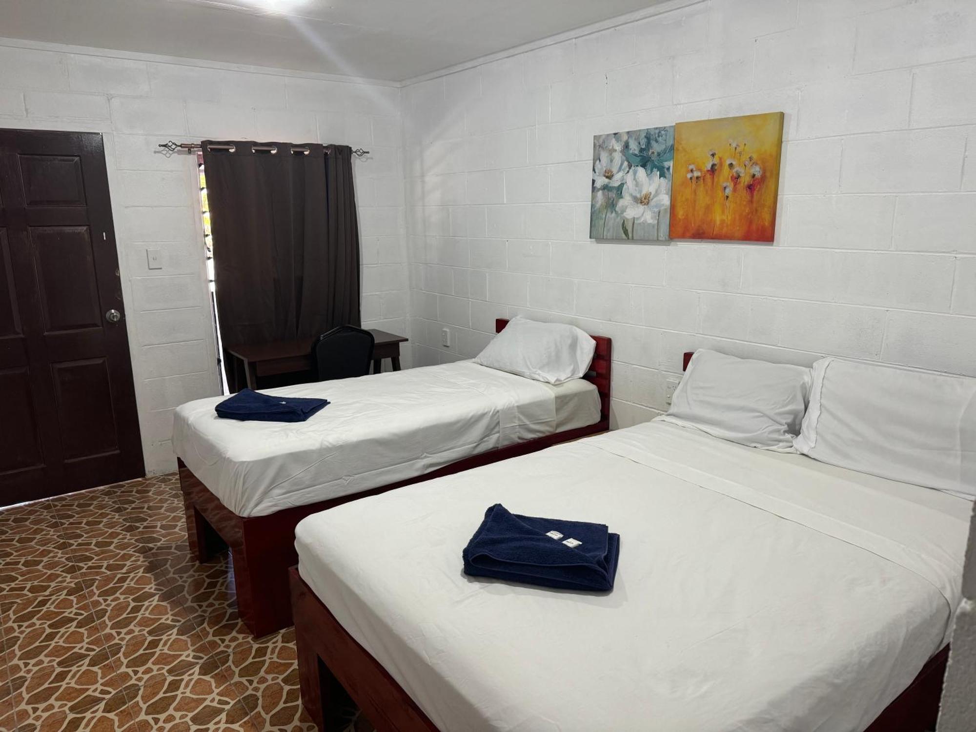 Transit Motel Mulifanua Extérieur photo