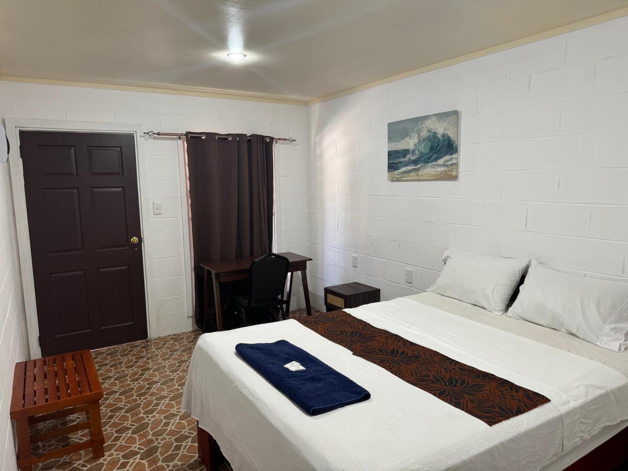 Transit Motel Mulifanua Extérieur photo