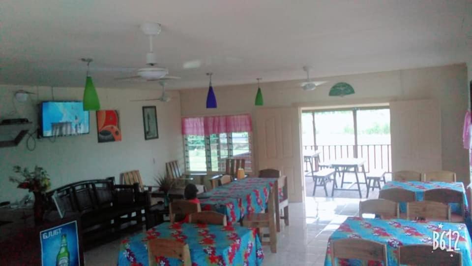 Transit Motel Mulifanua Extérieur photo